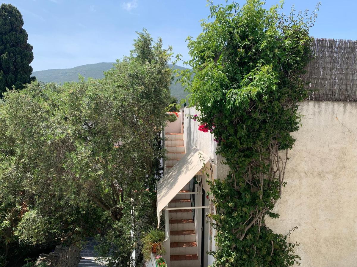 Habitacion Centrica Con Aire Acondicionado Bano Privado Nevera 卡达克斯 外观 照片