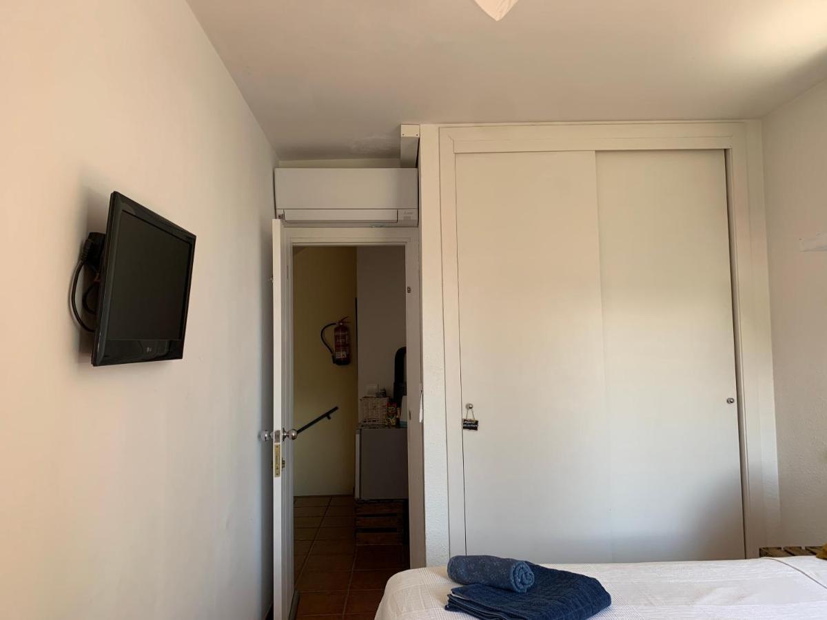 Habitacion Centrica Con Aire Acondicionado Bano Privado Nevera 卡达克斯 外观 照片